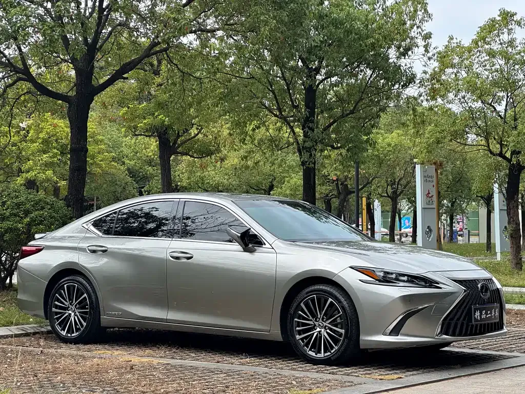 Lexus ES 2022 из CN, фото 6