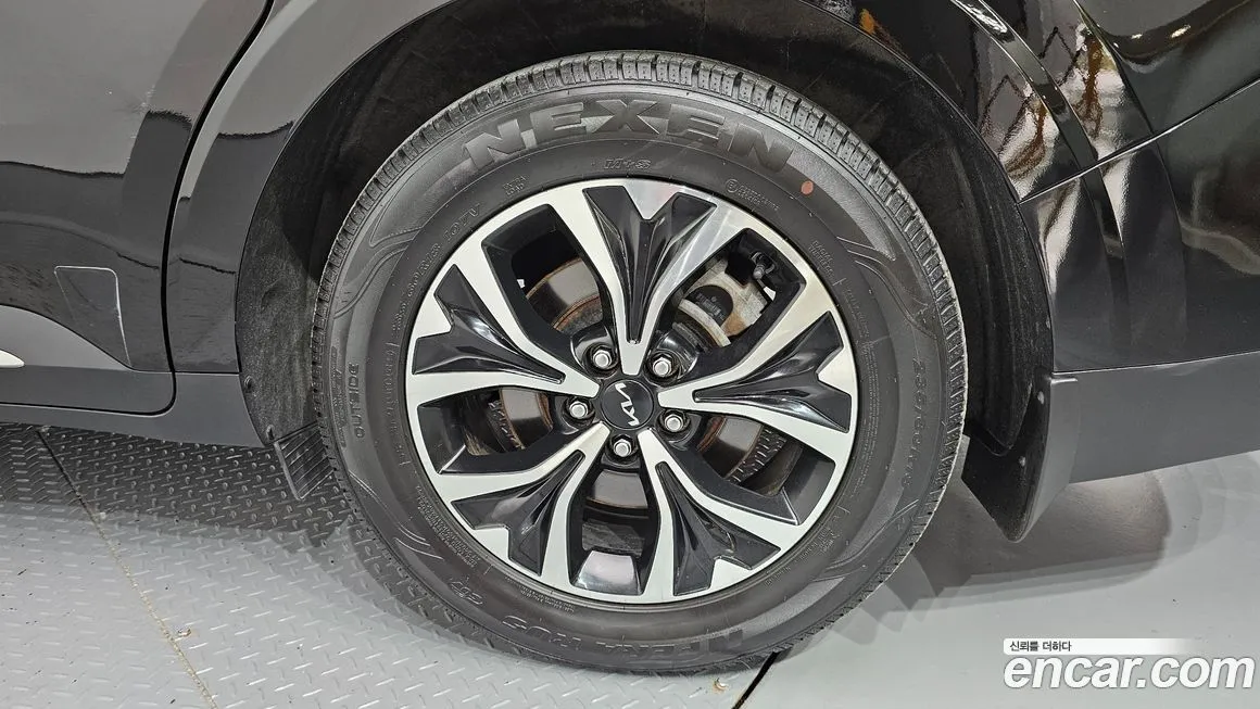 Kia Carnival 2023 из KR, фото 5