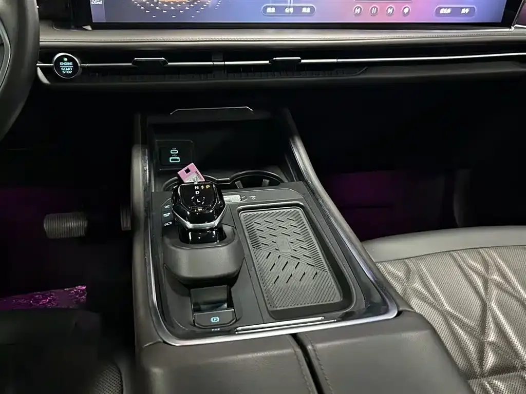 Ford Edge 2024 из CN, фото 7