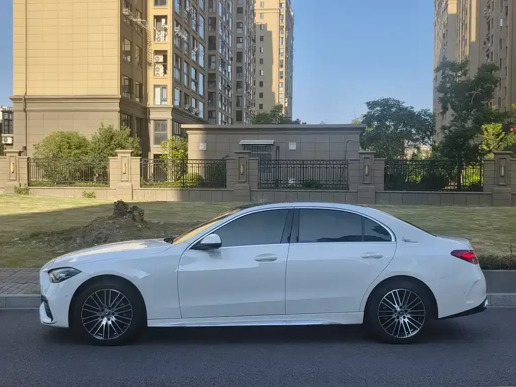 Mercedes-Benz C-Class 2023 из CN, фото 3
