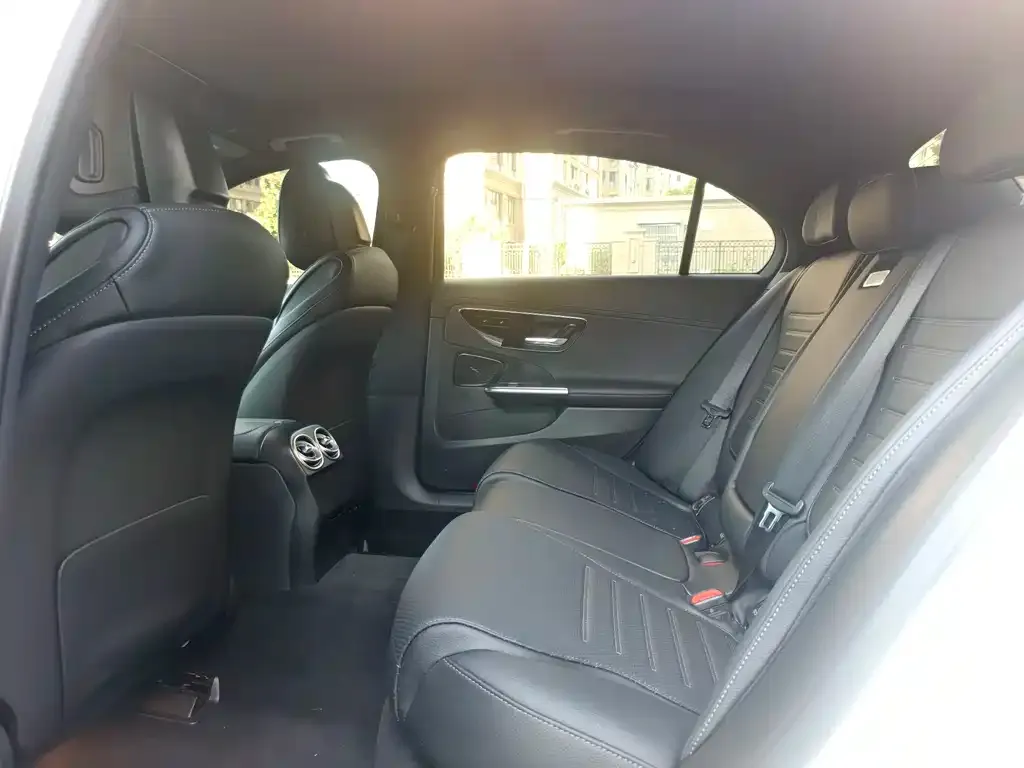 Mercedes-Benz C-Class 2023 из CN, фото 8