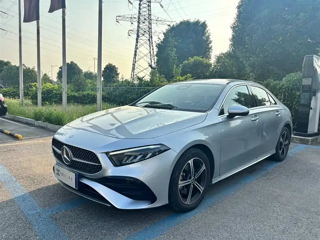 Mercedes-Benz A-Class 2023 из CN, фото 1