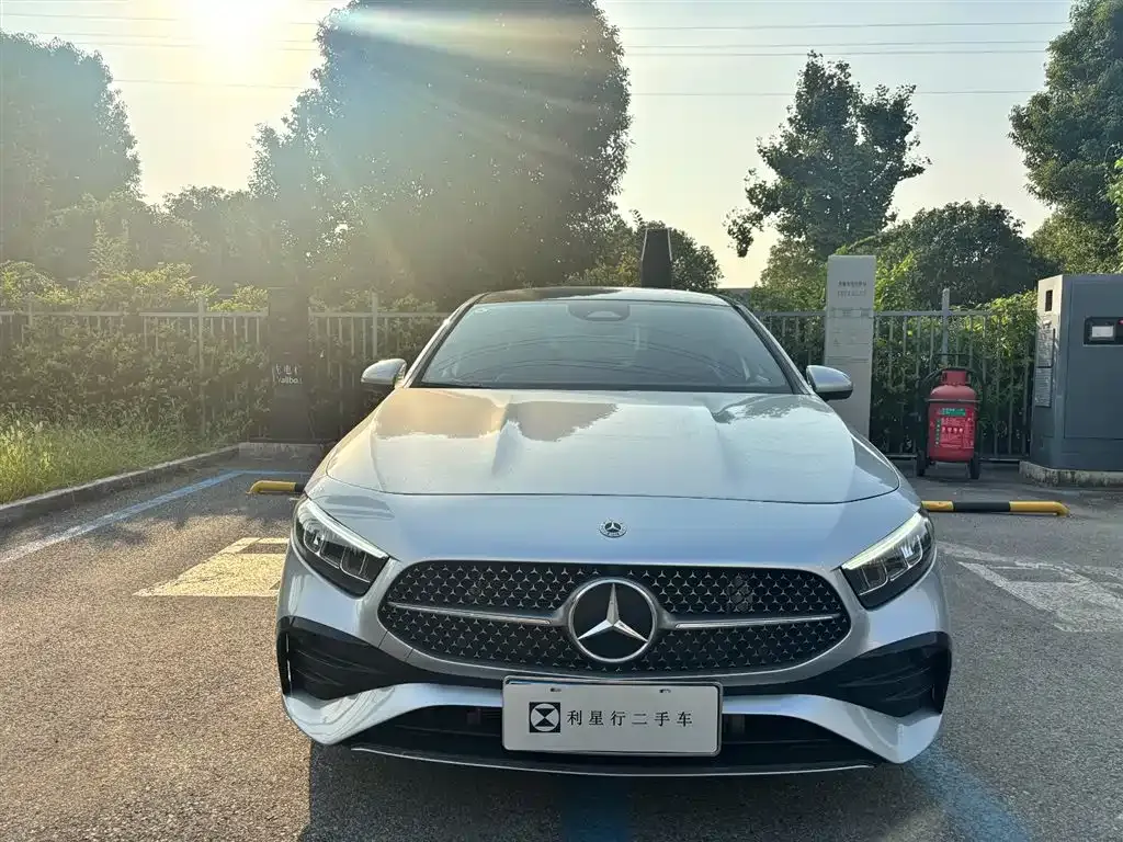 Mercedes-Benz A-Class 2023 из CN, фото 3