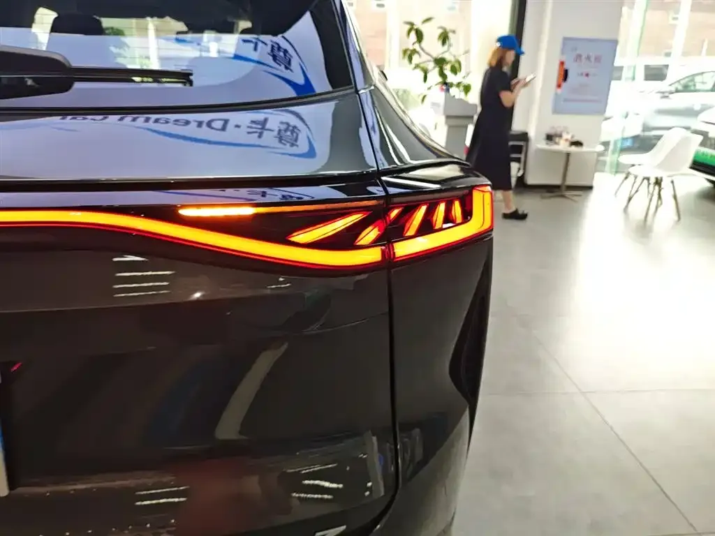 Changan UNI-Z 2024 из CN, фото 8