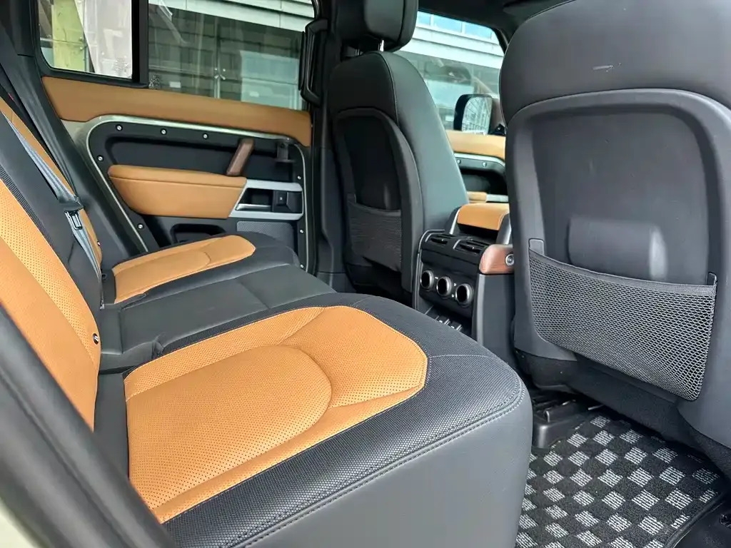 Land Rover Defender 2024 из CN, фото 9