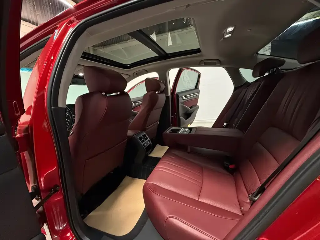 Honda Accord 2021 из CN, фото 8