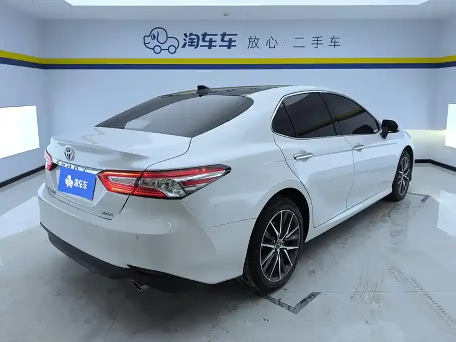 Toyota Camry 2022 из CN, фото 3