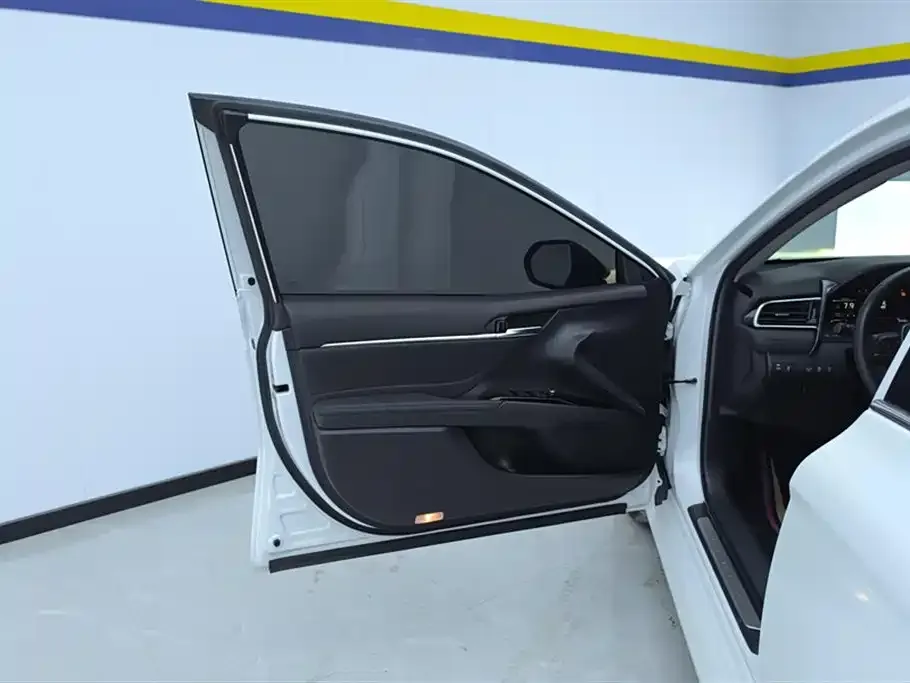 Toyota Camry 2022 из CN, фото 7