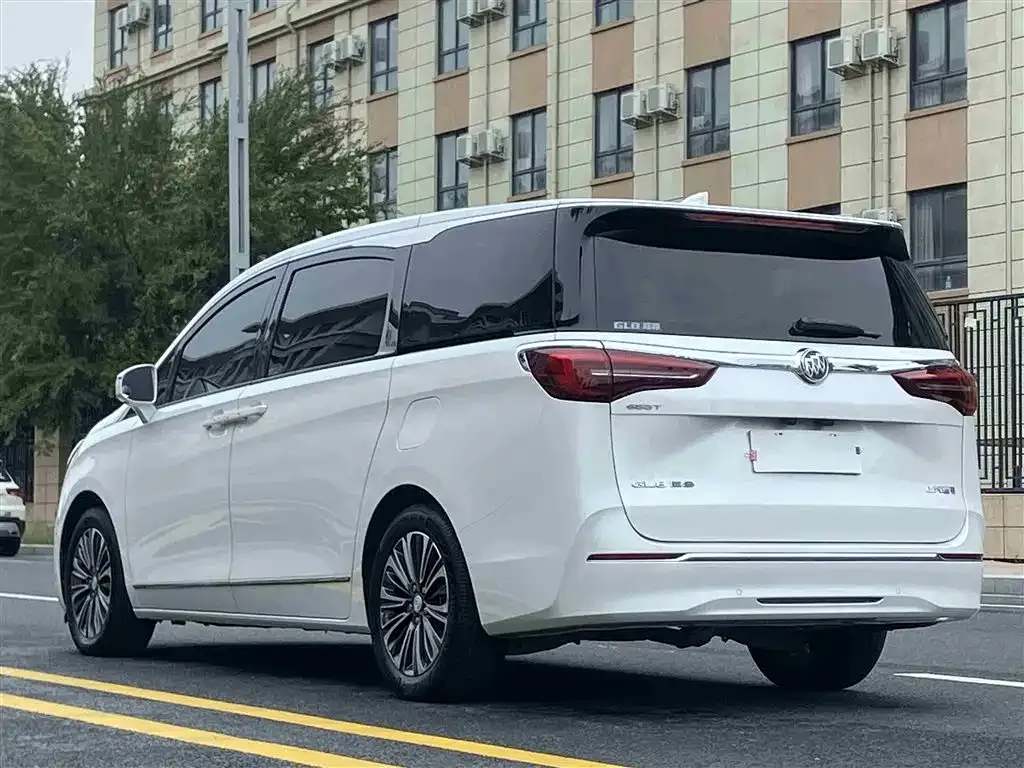 Buick GL8 2021 из CN, фото 6