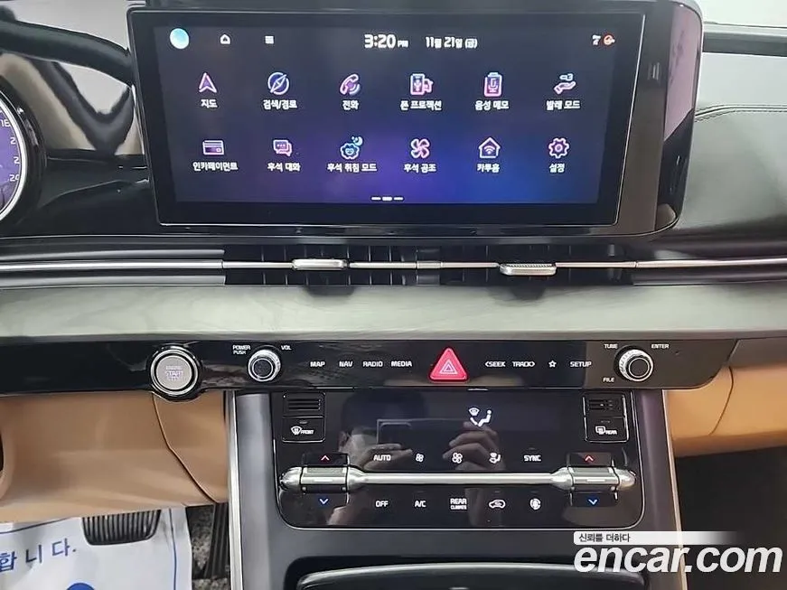 Kia Carnival — фото 10