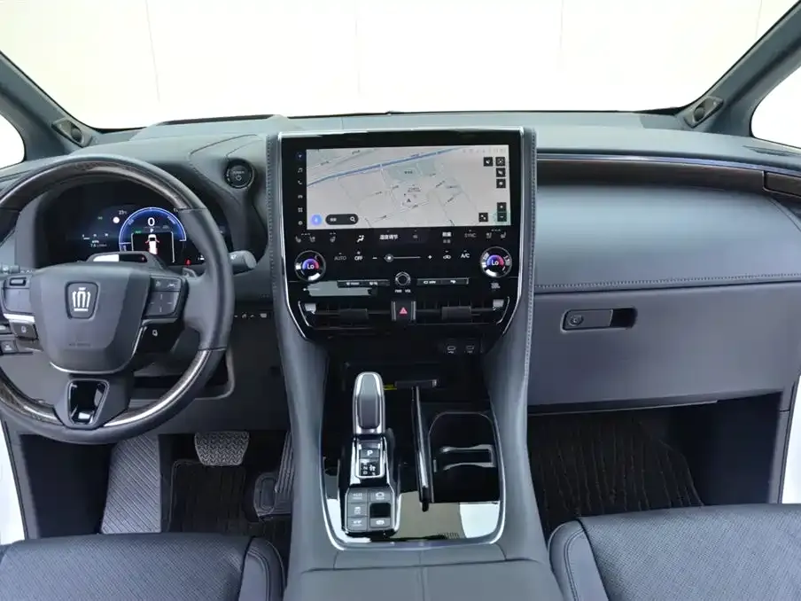 Toyota Vellfire 2025 из CN, фото 6