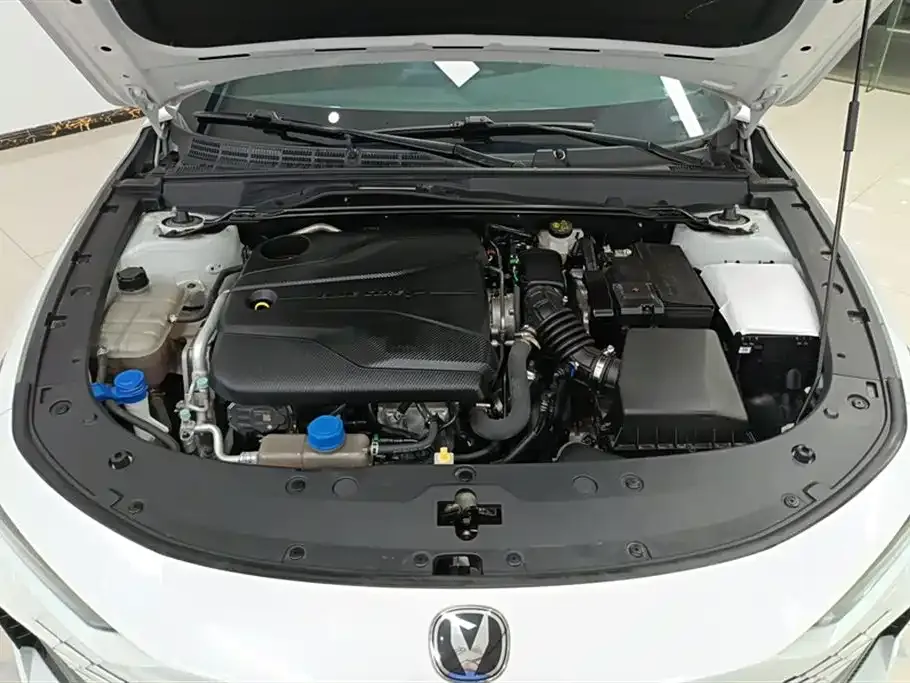 Changan UNI-V 2023 из CN, фото 10