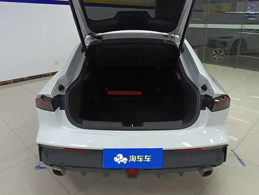 Changan UNI-V 2023 из CN, фото 4