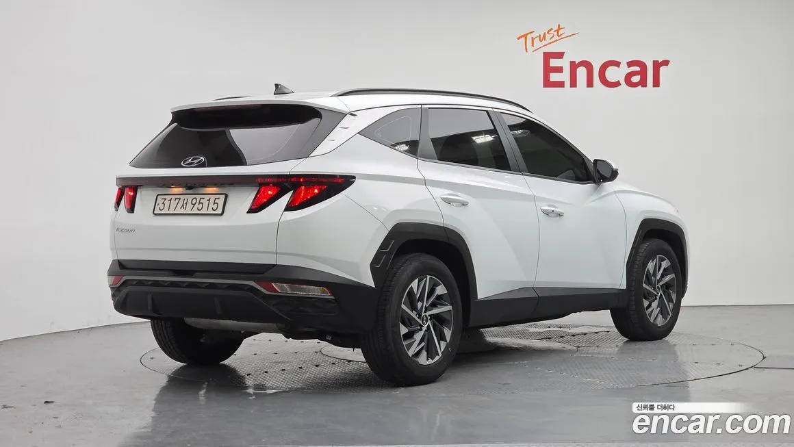Hyundai Tucson 2022 из KR, фото 2