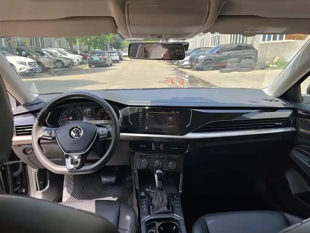 Volkswagen Passat — фото 4