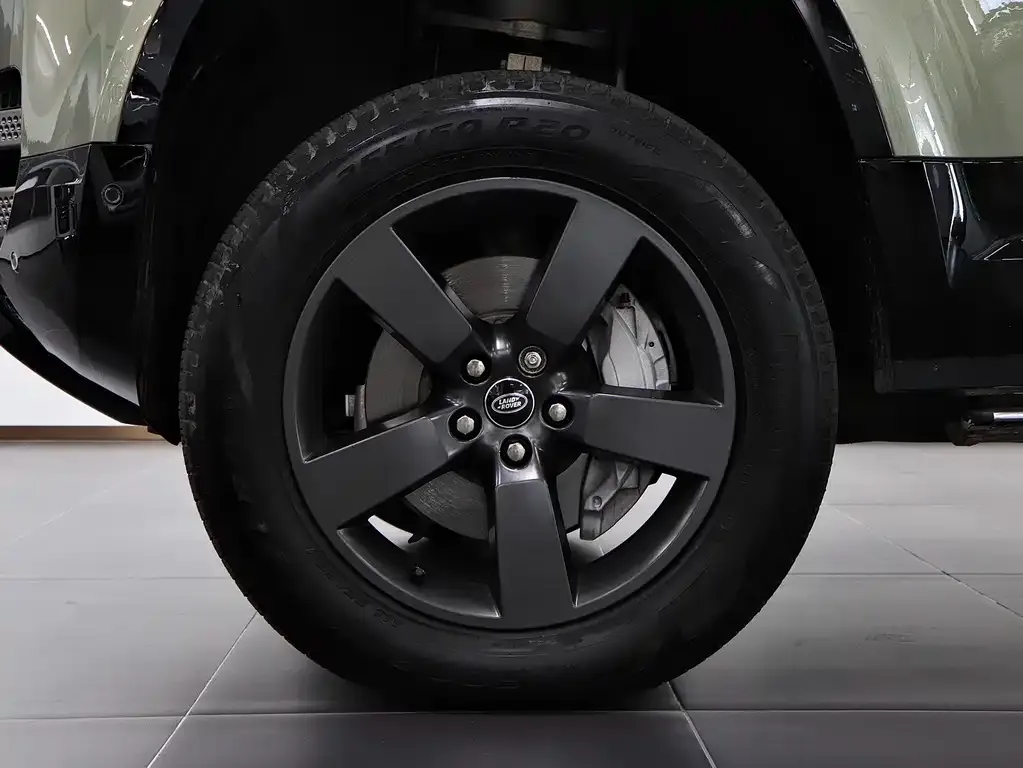 Land Rover Defender 2023 из CN, фото 8