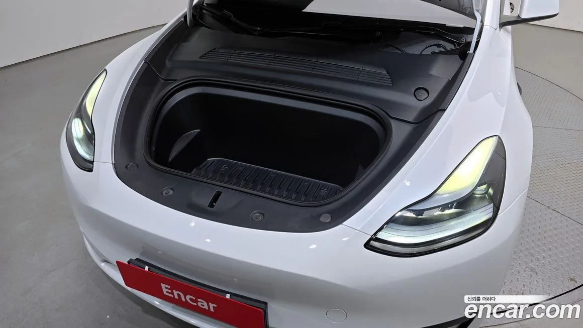 Tesla Model Y 2023 из KR, фото 6