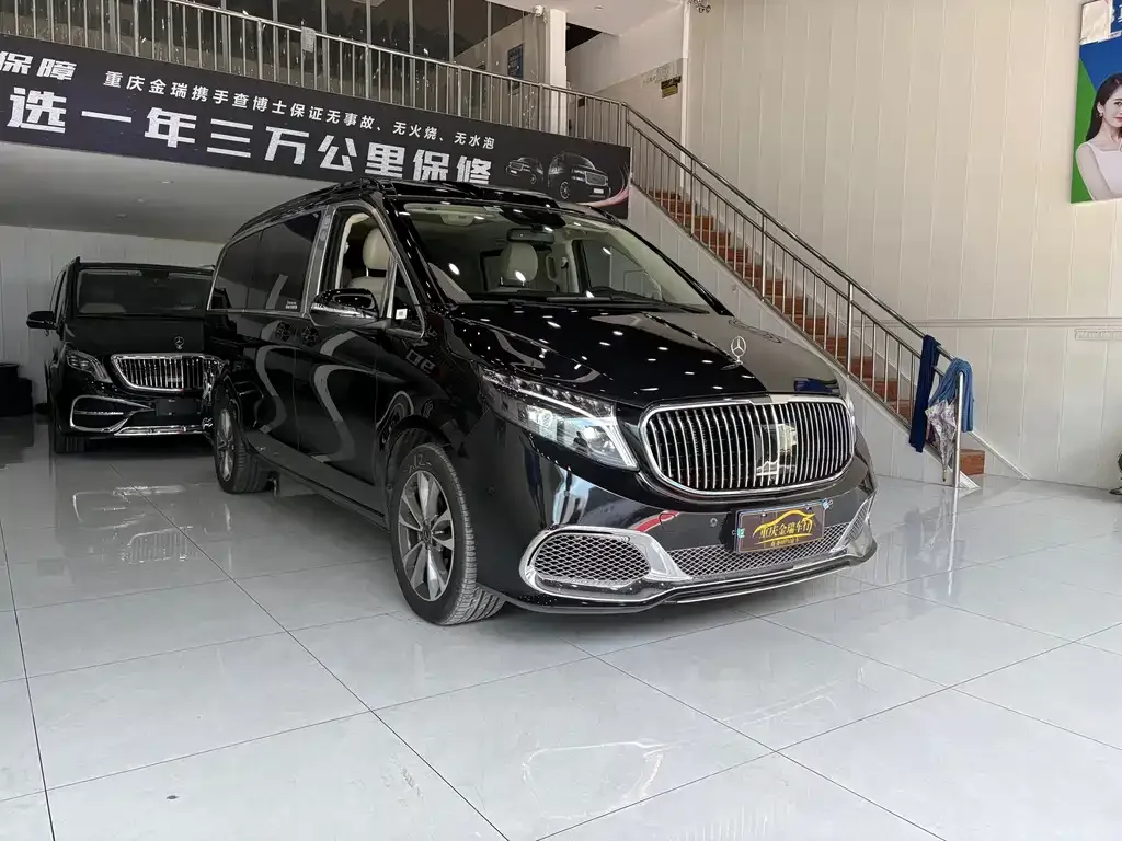 Mercedes-Benz V-Class 2024 из CN, фото 3