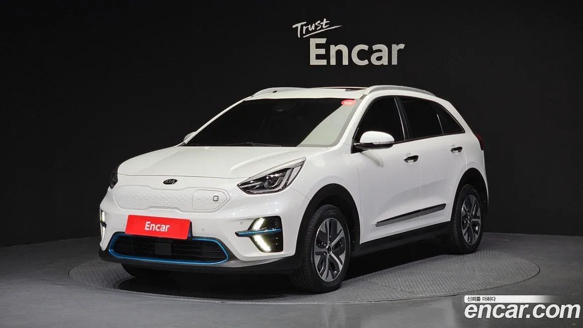 Kia Niro — фото 1
