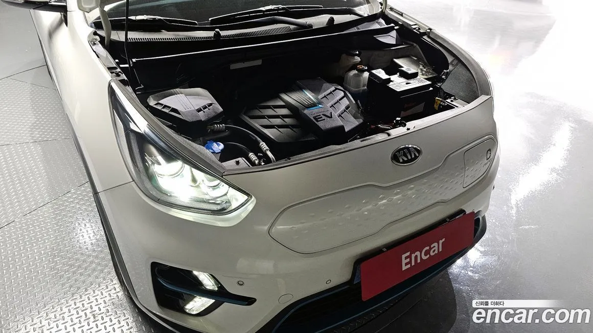Kia Niro — фото 6