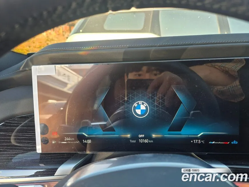 BMW 7-Series — фото 7