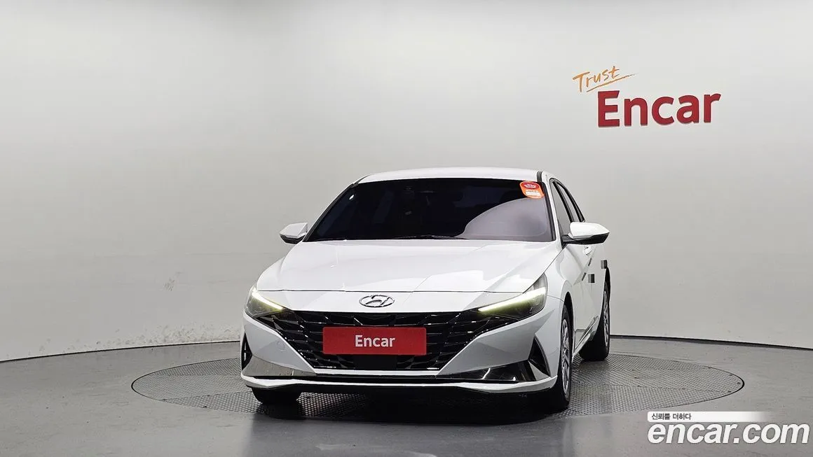 Hyundai AVANTE — фото 3