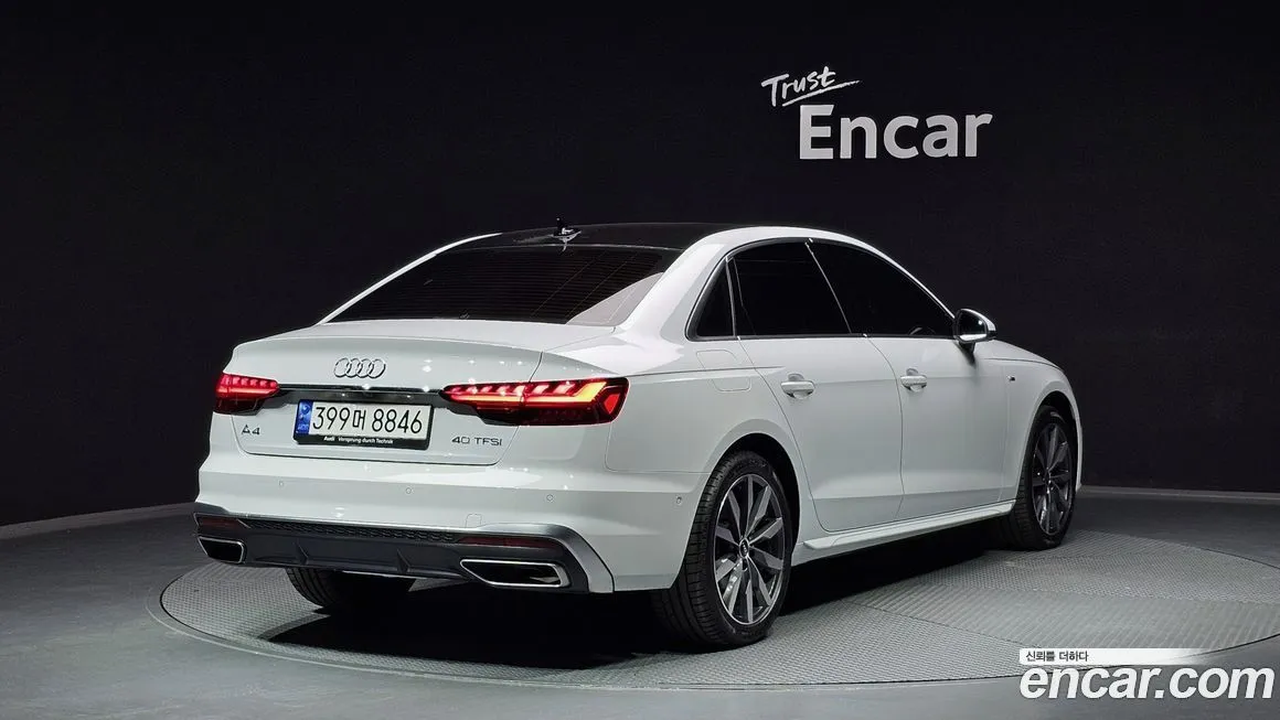 Audi A4 — фото 2