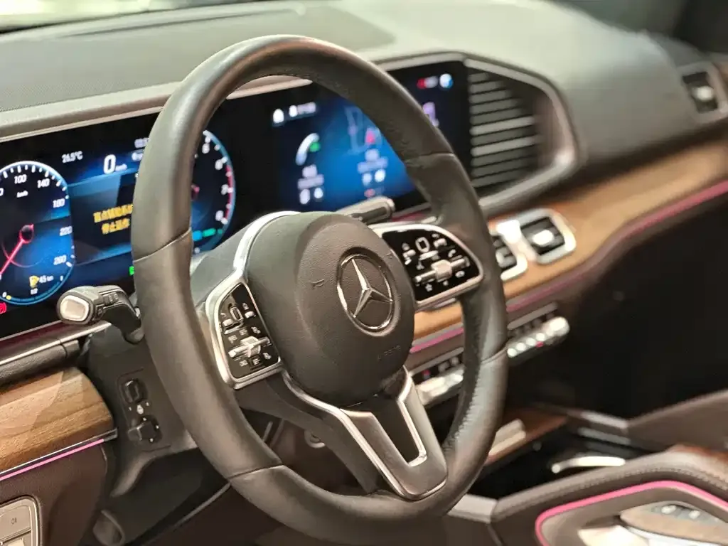 Mercedes-Benz GLS 2024 из CN, фото 4