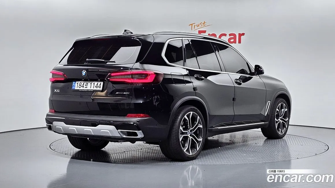 BMW X5 — фото 2