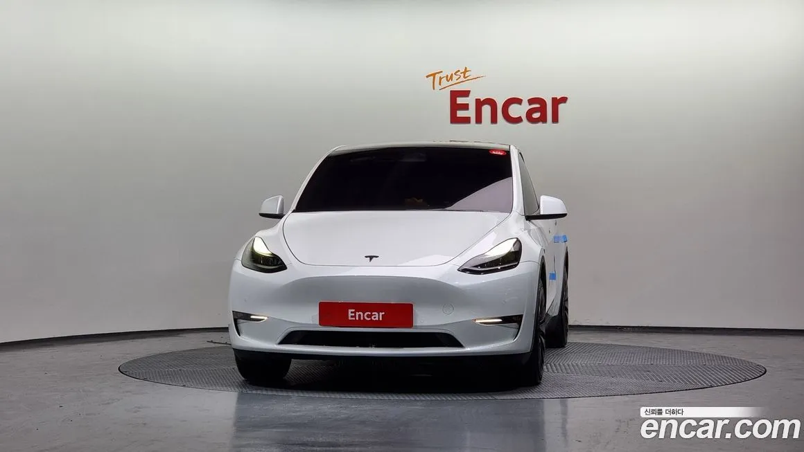 Tesla Model Y — фото 3