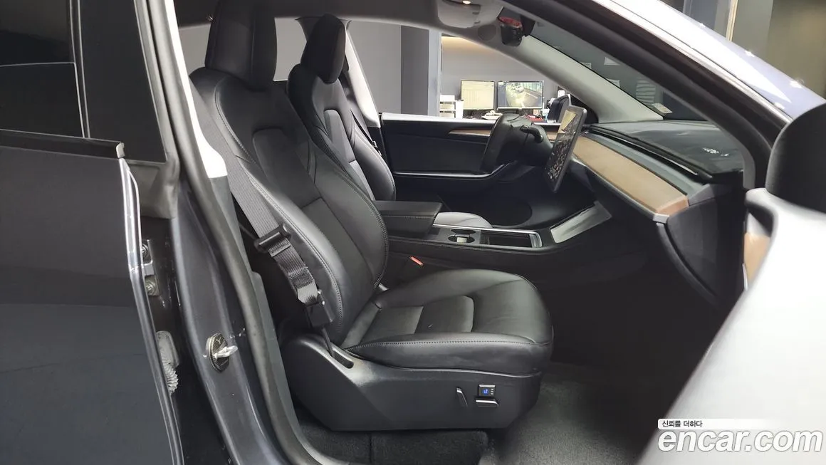 Tesla Model Y 2024 из KR, фото 10