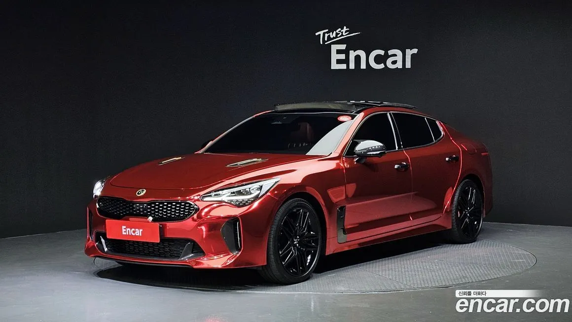 Kia Stinger — фото 1
