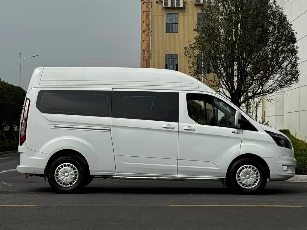 Ford Transit 2021 из CN, фото 4