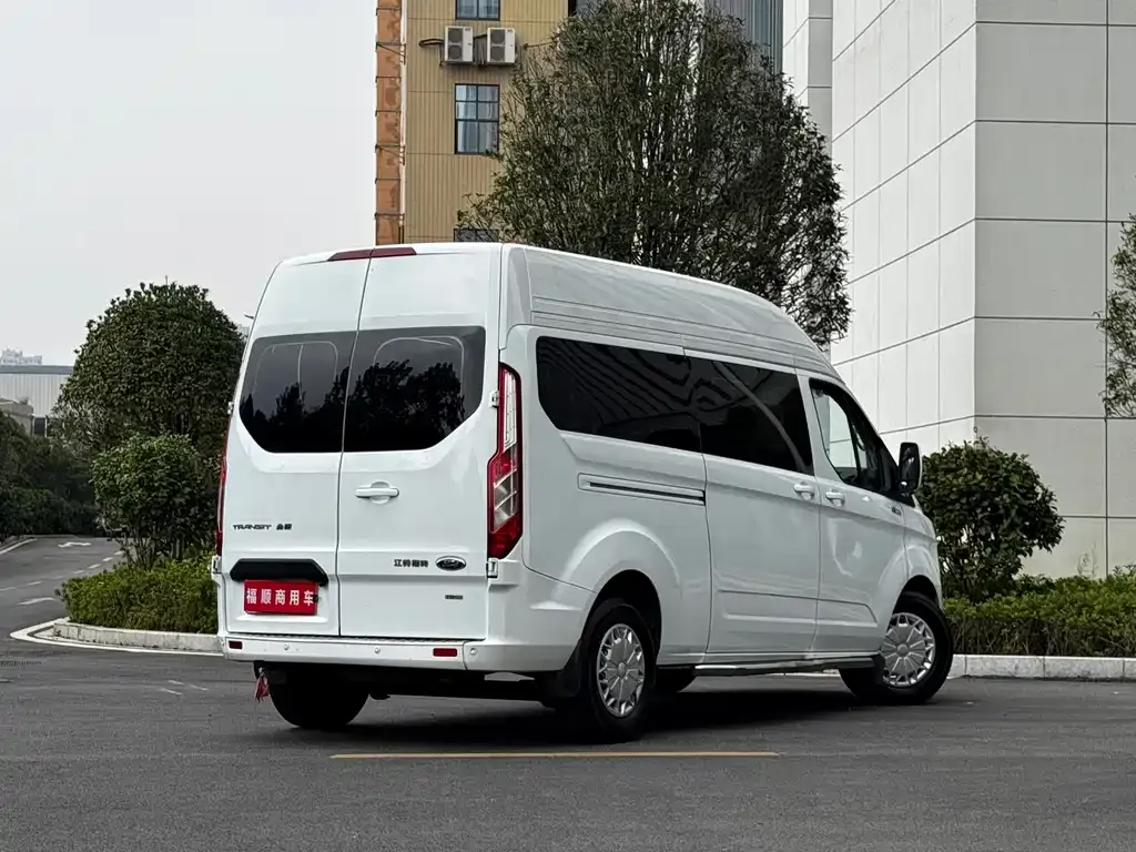 Ford Transit 2021 из CN, фото 8