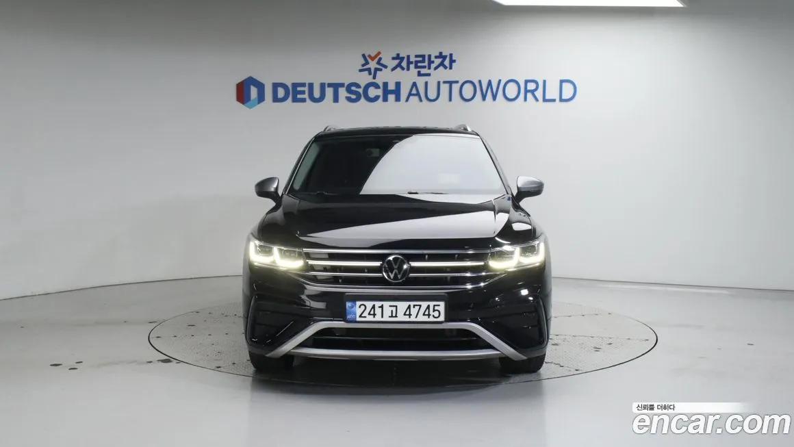 Volkswagen Tiguan — фото 3