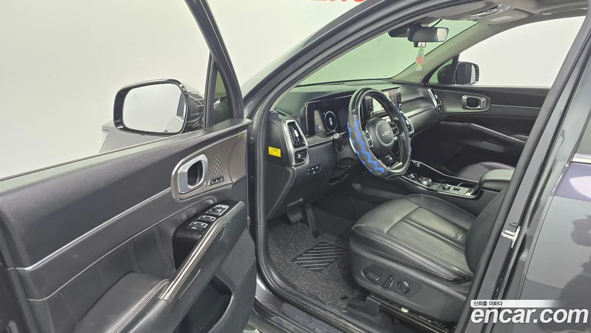Kia Sorento — фото 10