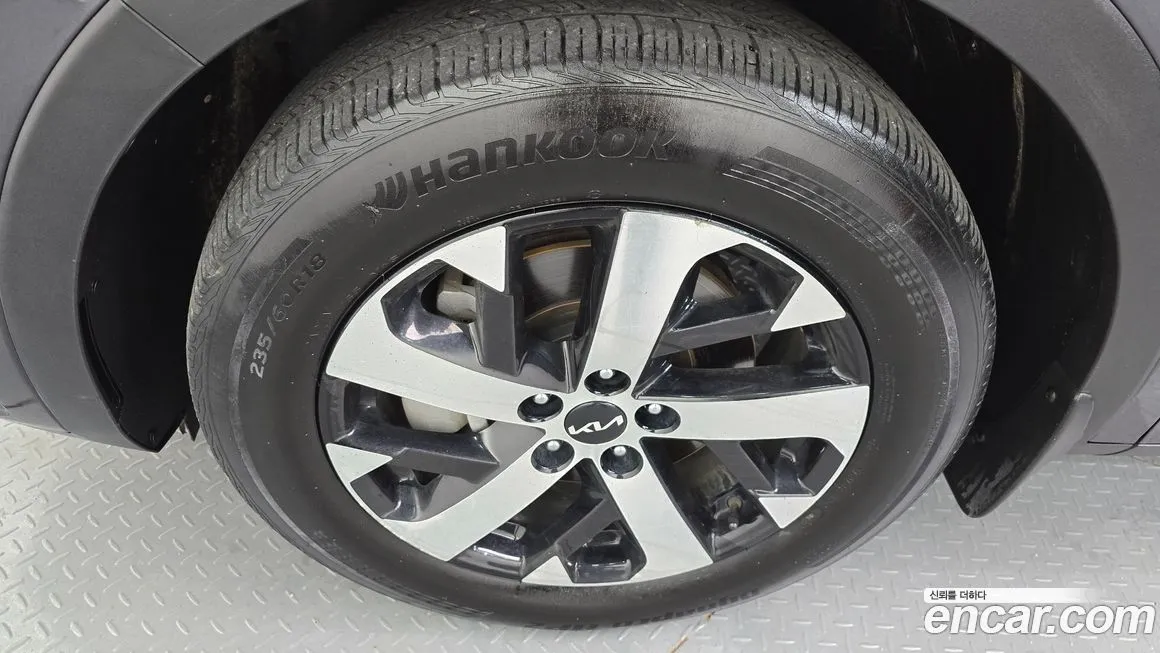 Kia Sorento — фото 5