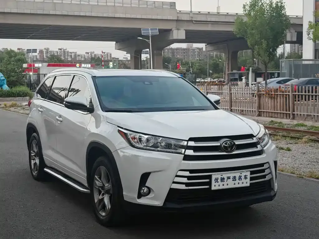 Toyota Highlander 2021 из CN, фото 3