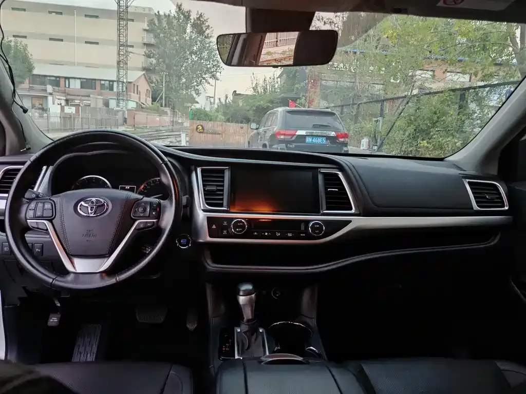 Toyota Highlander 2021 из CN, фото 9