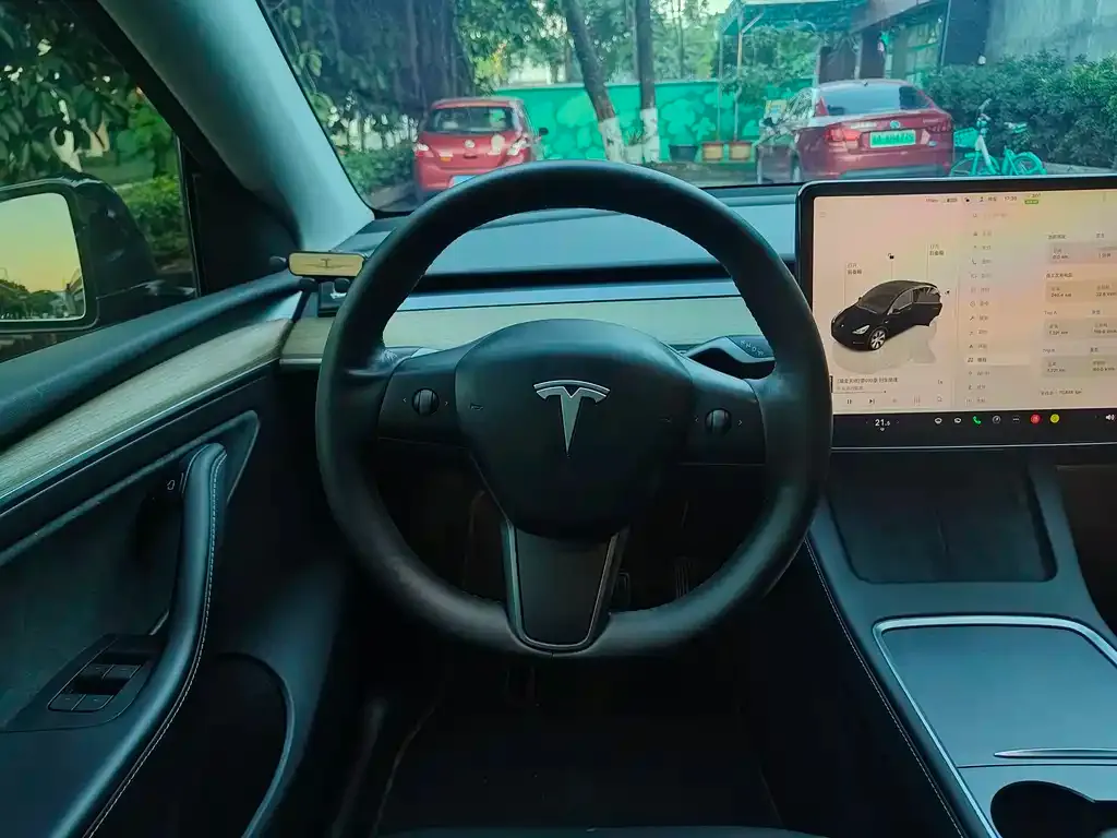 Tesla Model Y 2023 из CN, фото 9