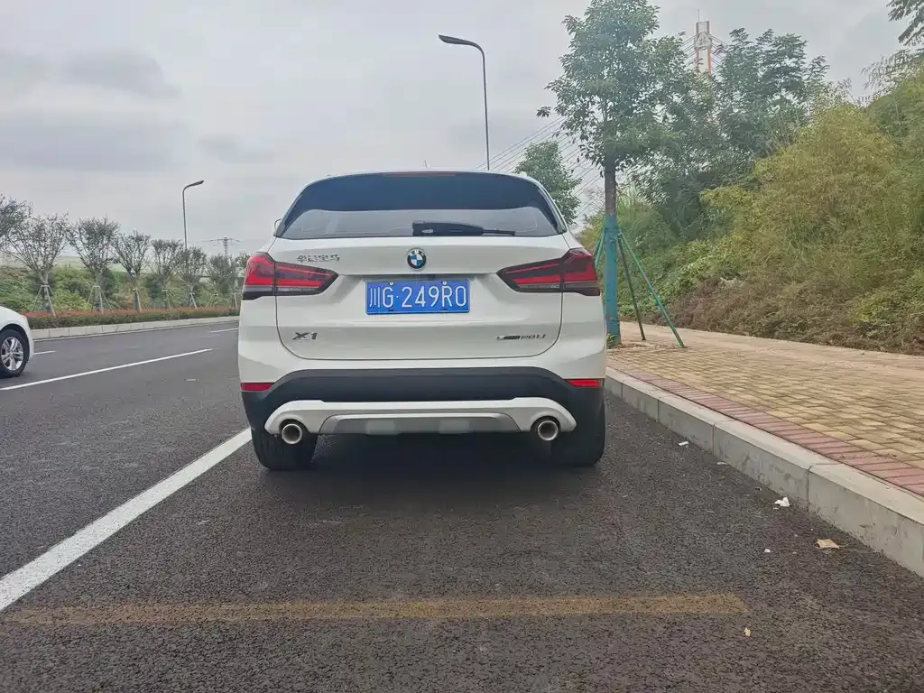BMW X1 2021 из CN, фото 10