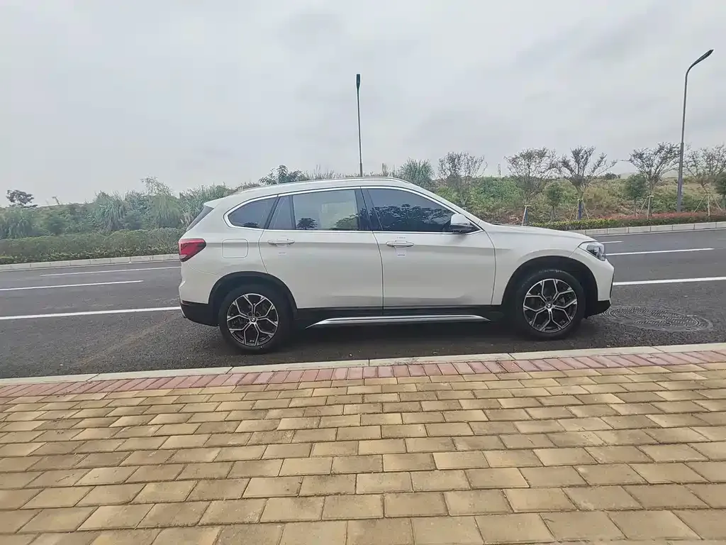 BMW X1 2021 из CN, фото 4