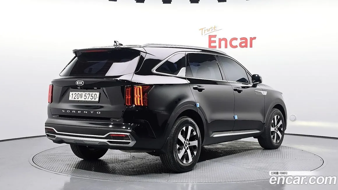 Kia Sorento — фото 2