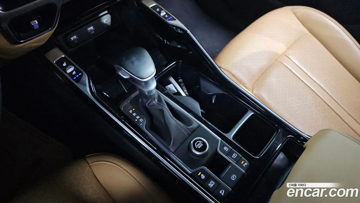 Kia Sorento — фото 9