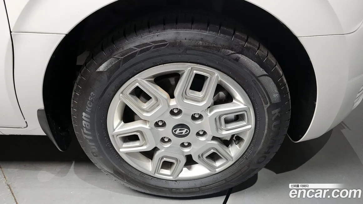 Hyundai Staria 2025 из KR, фото 5