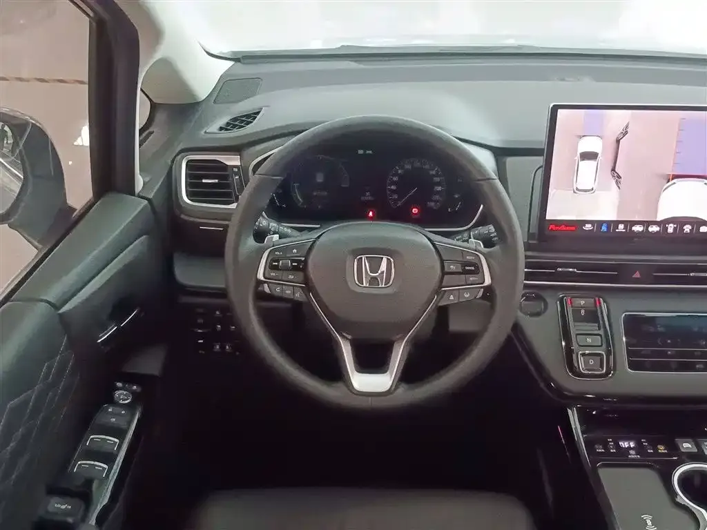 Honda Elysion 2024 из CN, фото 3