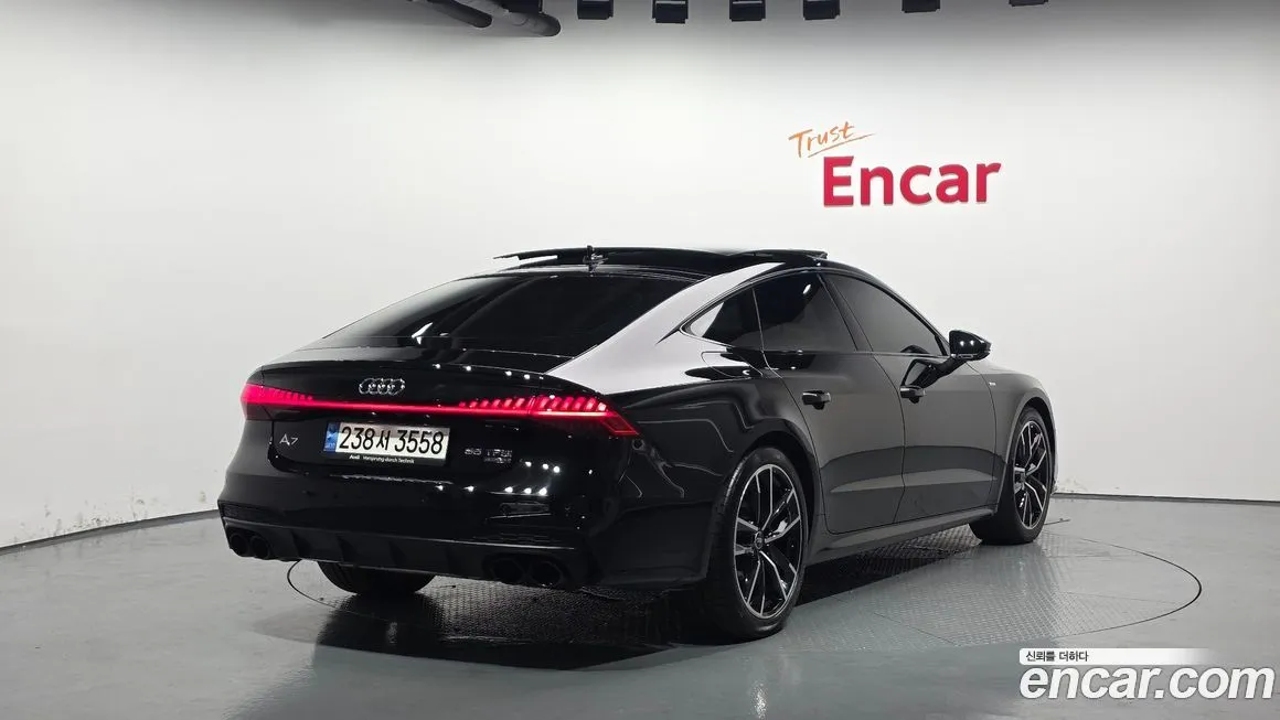 Audi A7 — фото 2