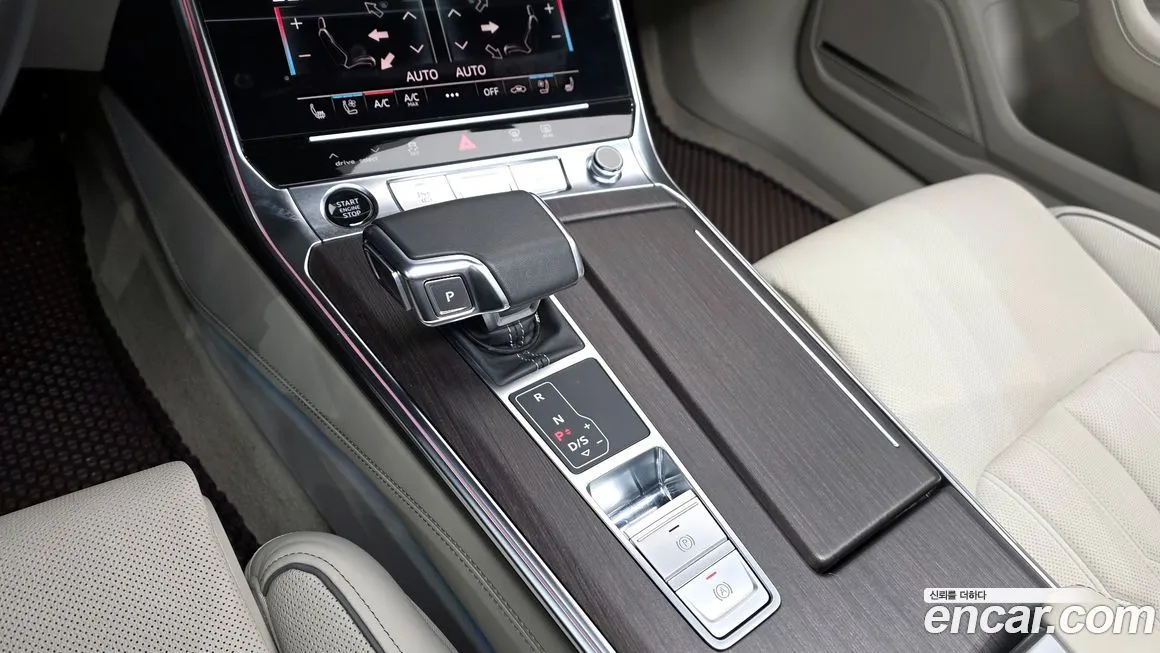 Audi A7 — фото 9