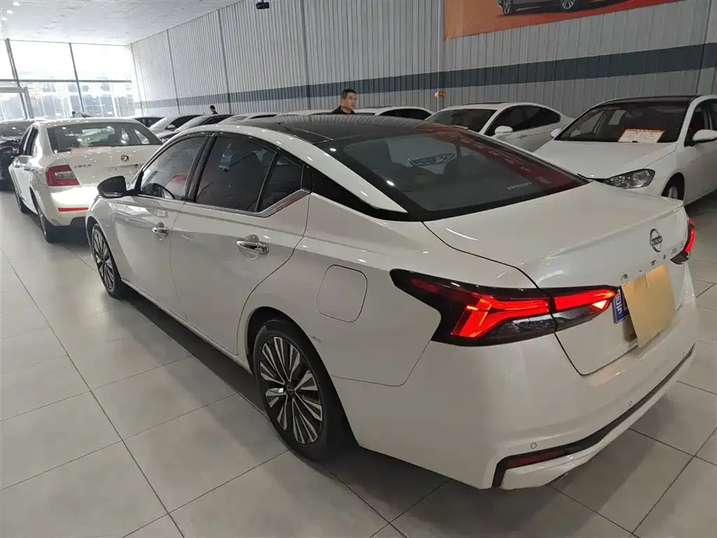Nissan Teana 2023 из CN, фото 5