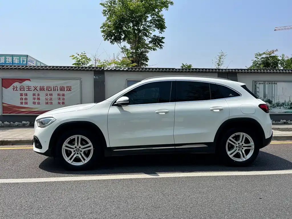 Mercedes-Benz GLA 2021 из CN, фото 4